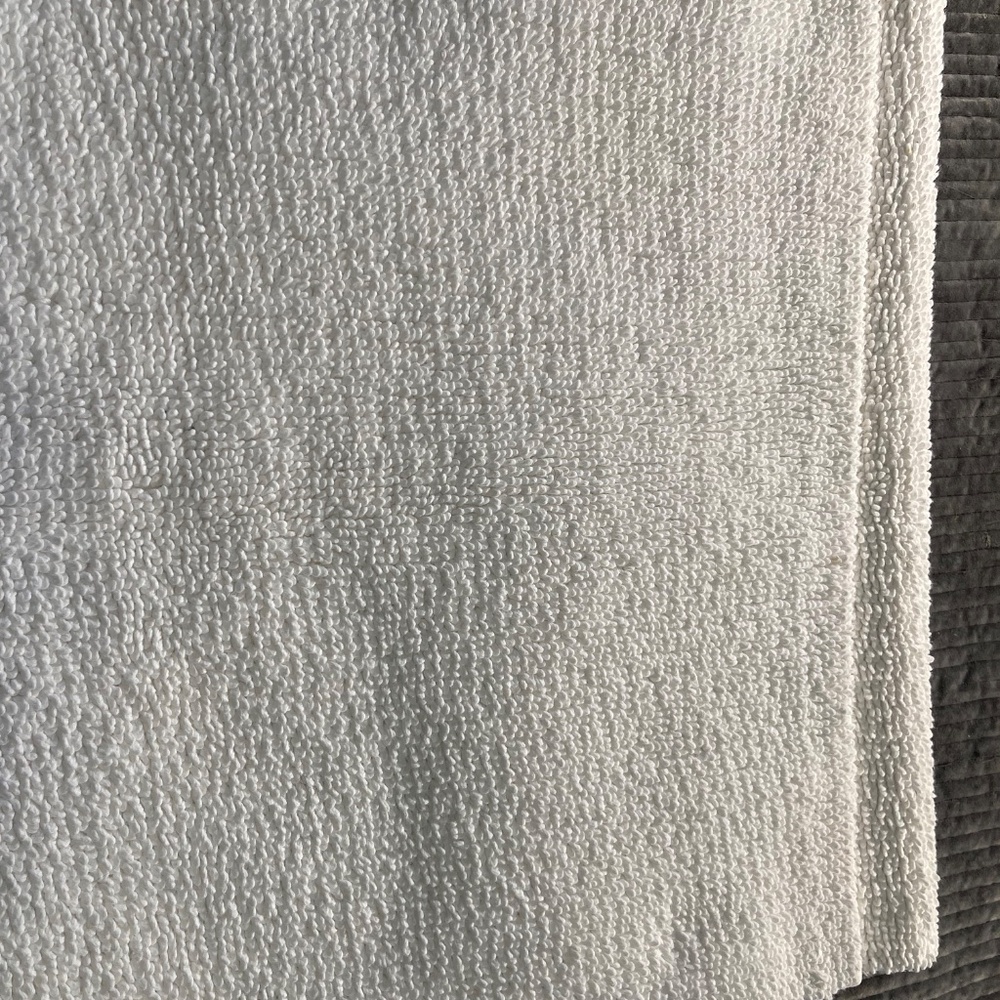 Pottery Barn Bath Mat - Picture 6 of 16